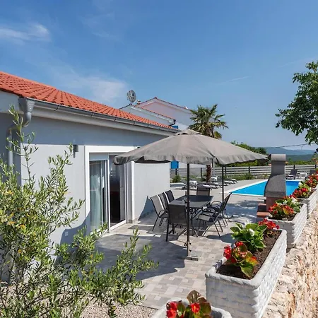 Villa Mia