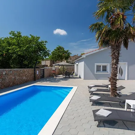 Villa Mia *