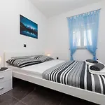 Mia Villa